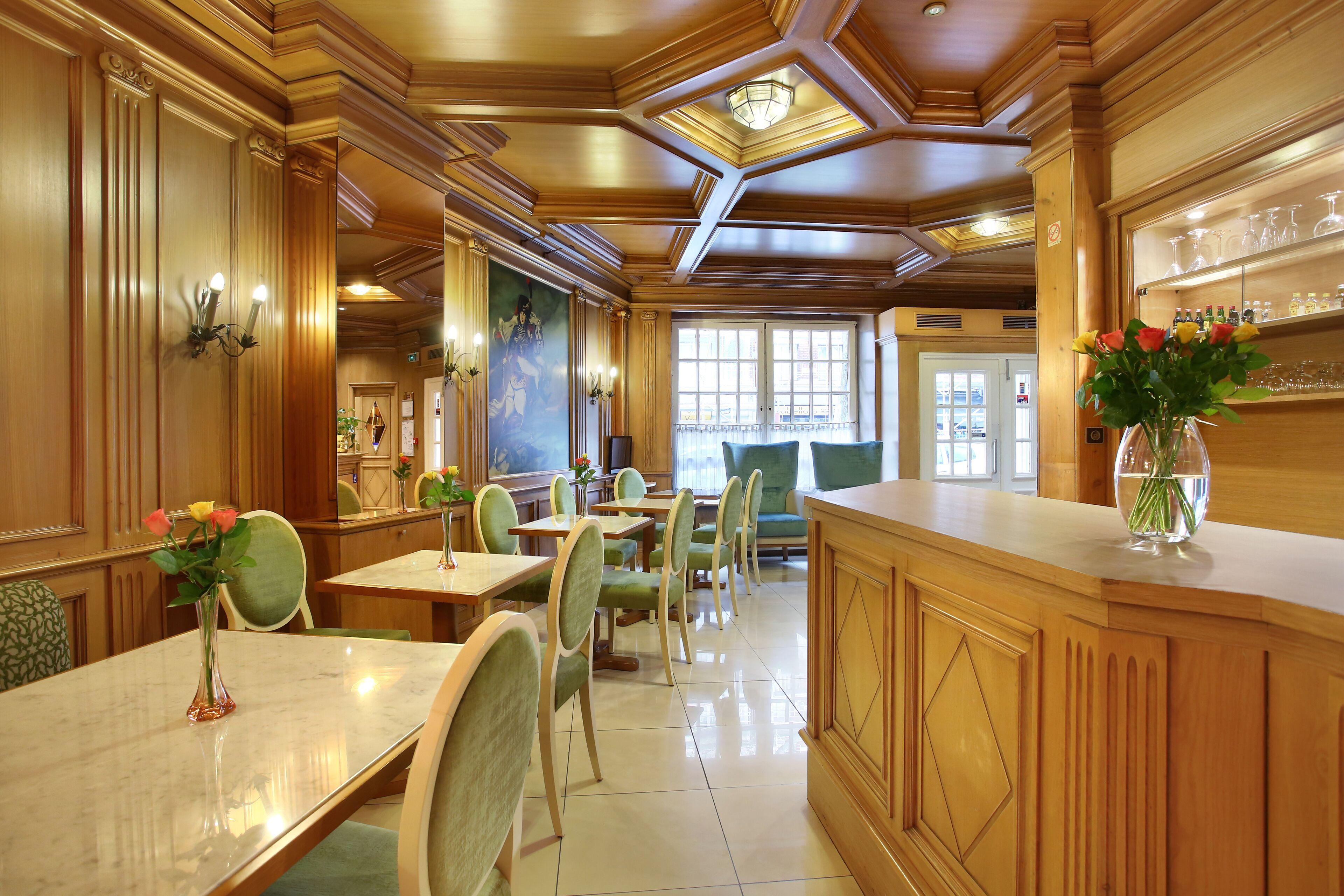Murat Hotel 3*